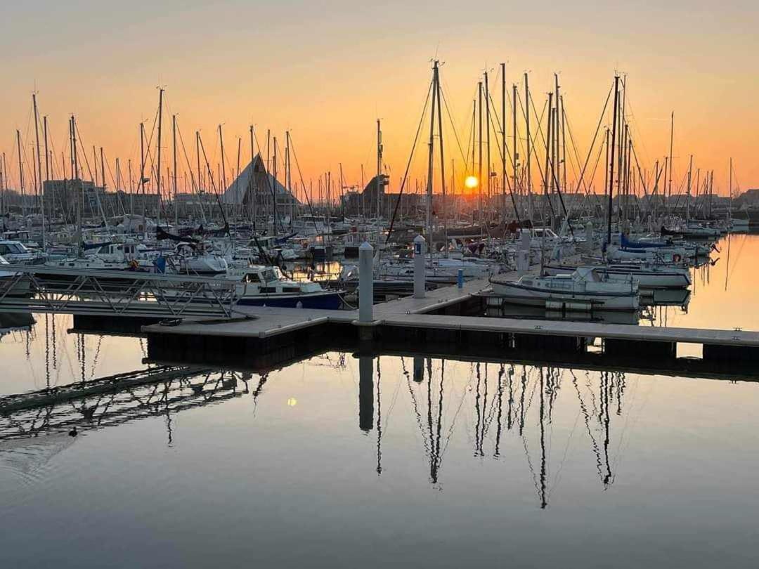 Duplex Villa Capricia Appartement Met Zwembad Nieuwpoort Jachthaven 外观 照片